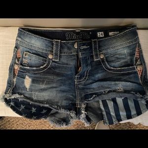 Miss Me Shorts
